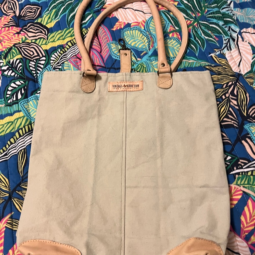 Hand bag - Picture 2 of 5